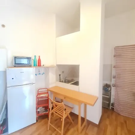 Duomo - Convenient 2bedroom Διαμέρισμα *